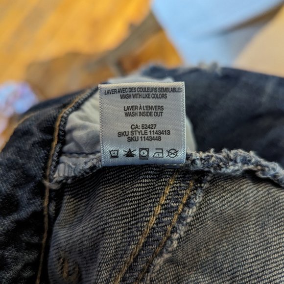 Cute Women's Cutoff Ripped Jean Shorts - Picture 4 of 4